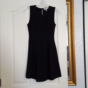 Monteau Los Angeles dress